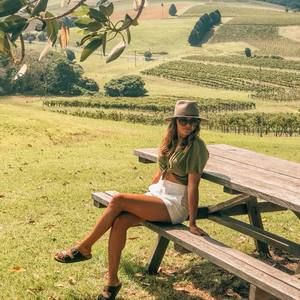 Meet your Posher, Jeanette